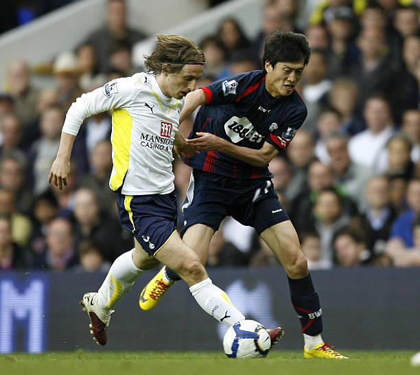 足球赛中显 足球赛中显